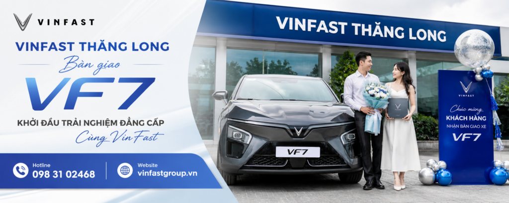 Khoảnh khắc VinFast Thăng Long bàn giao VF7 tới khách hàng